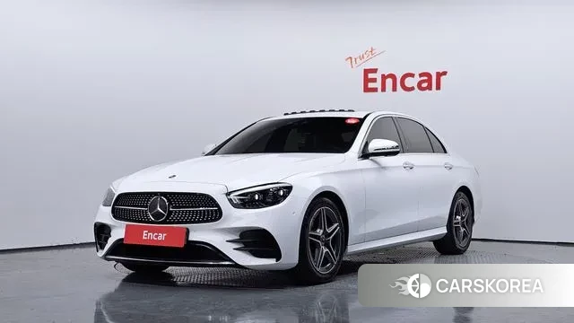 Mercedes-Benz E-Class W213 2022 Белый из Кореи