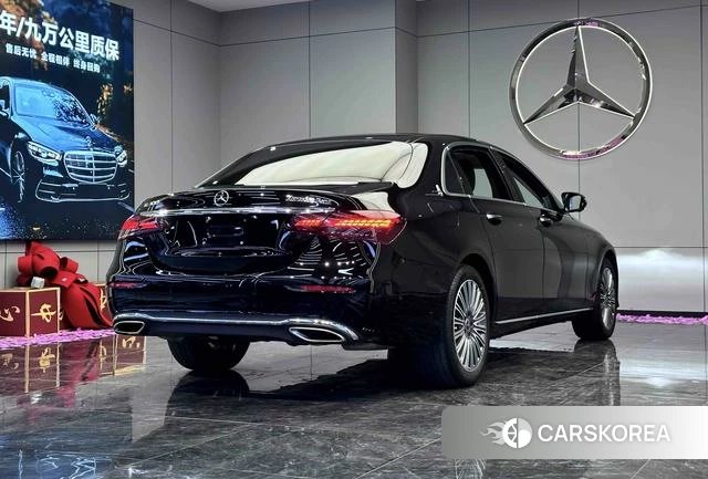 Mercedes-Benz E-class 2023 Черный из Китая