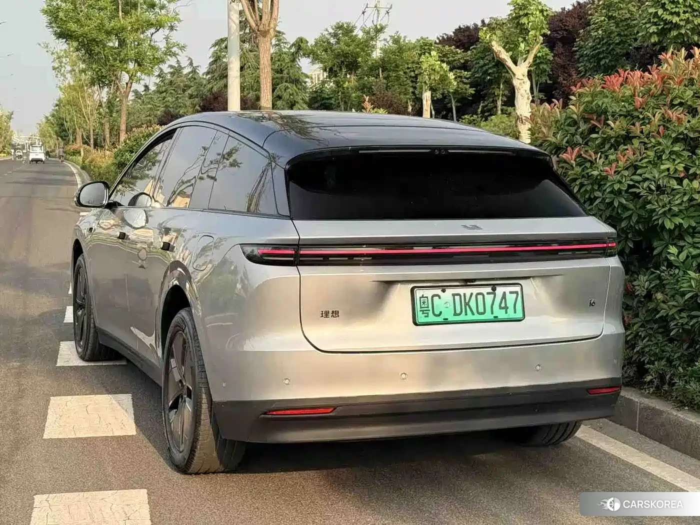 Ideal car Ideal i6 2026 Silver/gray из Китая