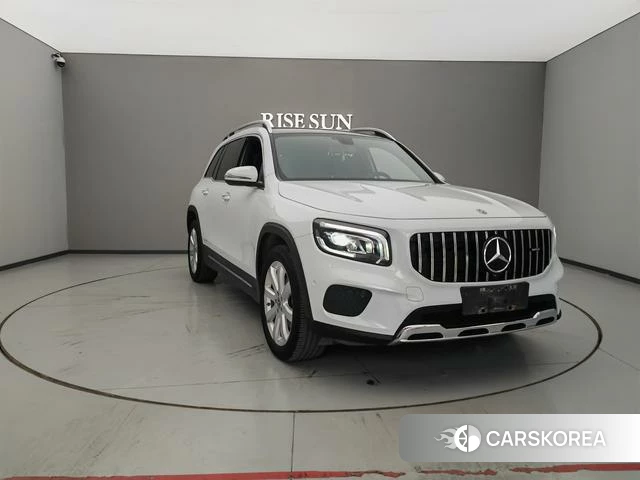 Mercedes-Benz GLB 2020 Белый из Китая