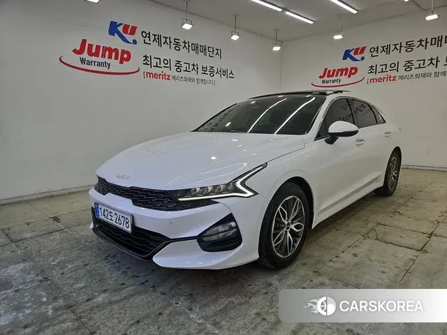 Kia K5 3rd generation 2022 Белый из Кореи
