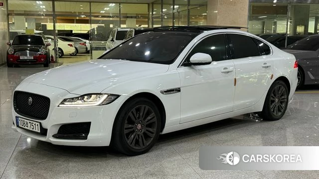 Jaguar XF (X260) 2018 Белый из Кореи