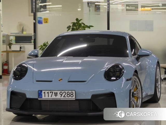 Porsche 911(992) 2025 Небесно-голубой из Кореи
