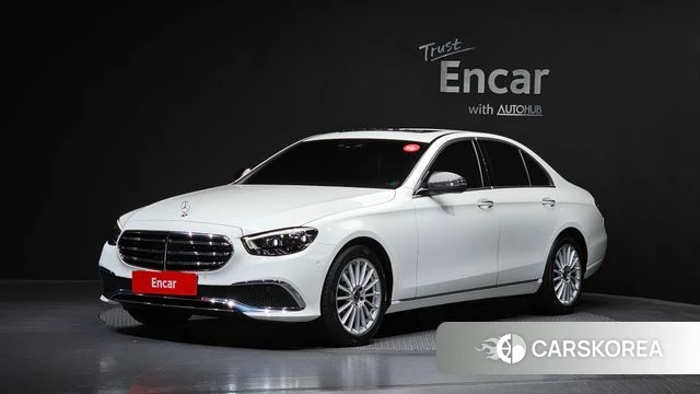 Mercedes-Benz E-Class W213 2021 Белый из Кореи