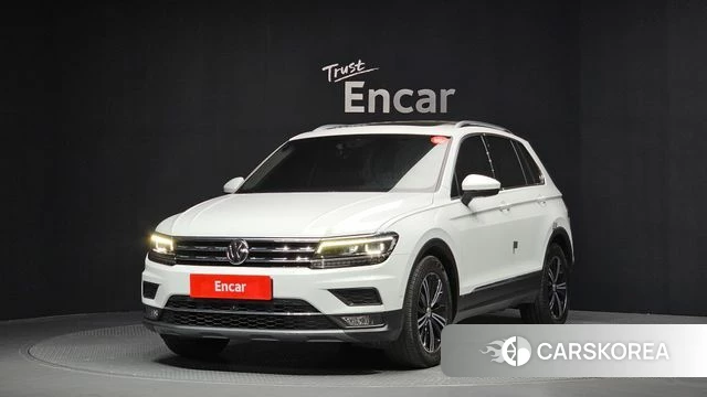 Volkswagen Tiguan second Generation 2019 Белый из Кореи