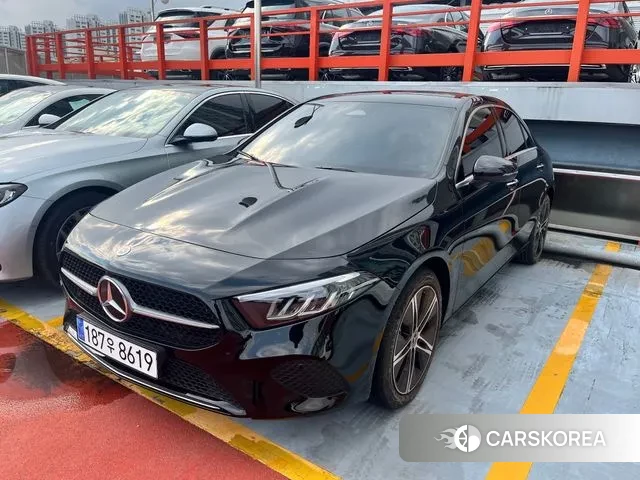 Mercedes-Benz A-Class W177 2024 Черный из Кореи