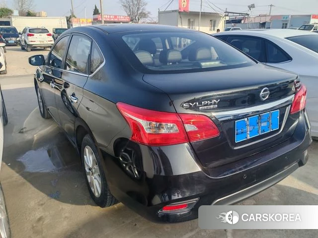 Nissan Xuan Yi 2022 Черный из Китая