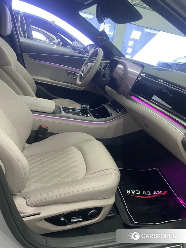BYD Han DM 2025 Темно-серый из Китая