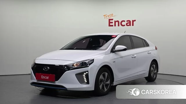 Hyundai Ionic Hybrid 2019 Белый из Кореи