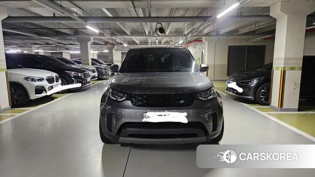 Land Rover Discovery 5 2019 Серый из Кореи