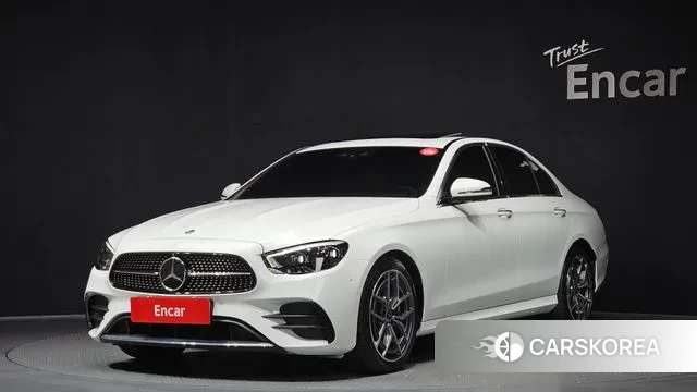 Mercedes-Benz E-Class W213 2021 Белый из Кореи