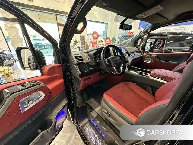Toyota Hiace 2024 Черный из Китая