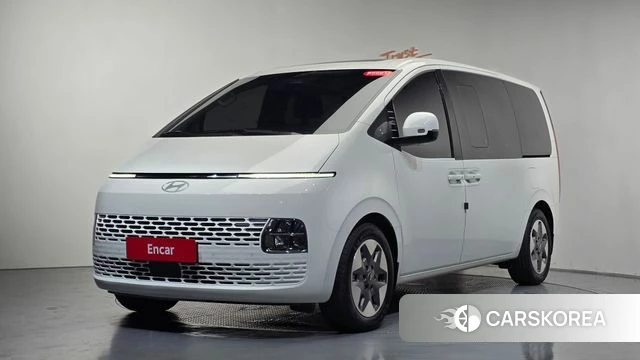 Hyundai Staria 2025 Белый из Кореи