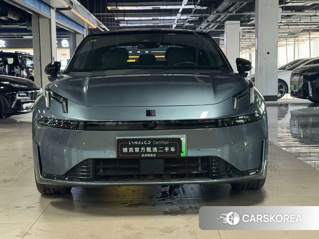 Lynk 07 EM-P 2024 Темно-серый из Китая