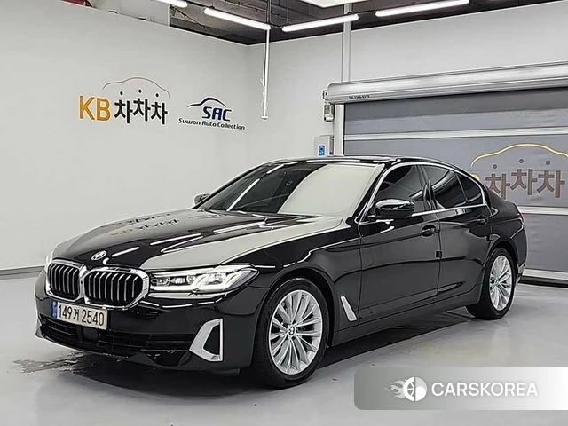 BMW 5 Series (G30) 2021 Черный из Кореи