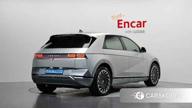Hyundai Ionic 5 2024 Серебристо-серый из Кореи