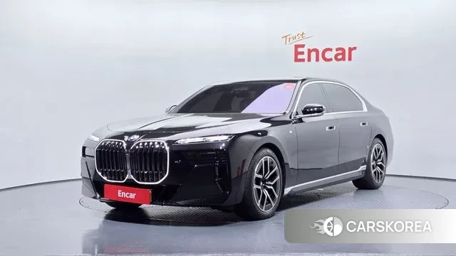 BMW 7 Series (G70) 2025 Черный из Кореи