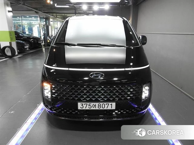Hyundai Staria 2022 Черный из Кореи