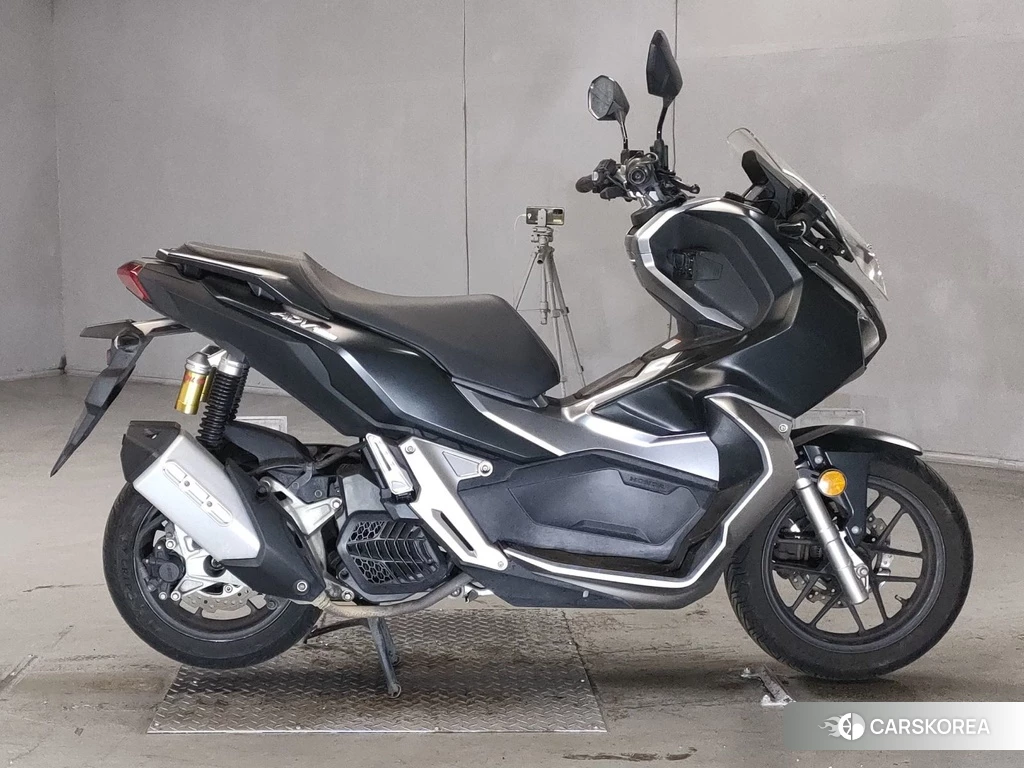 Проданный Honda ADV150 2019 из Японии, фото 2