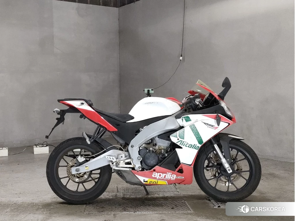 Проданный Aprilia RS4 125 2012 из Японии, фото 2