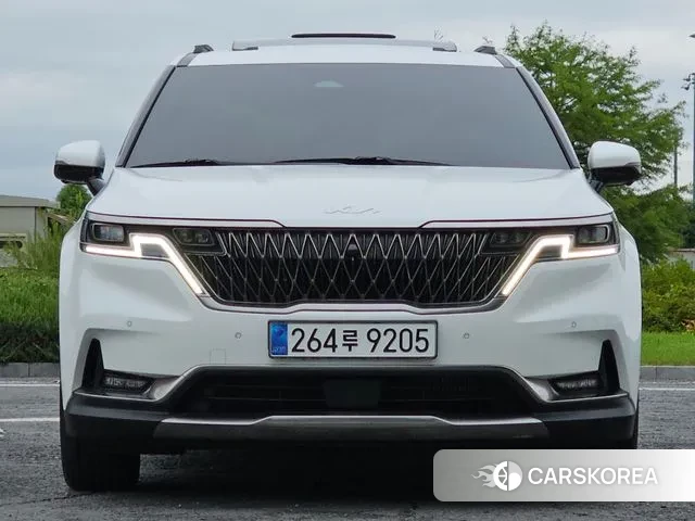 Kia Carnival 4th generation 2023 Белый из Кореи