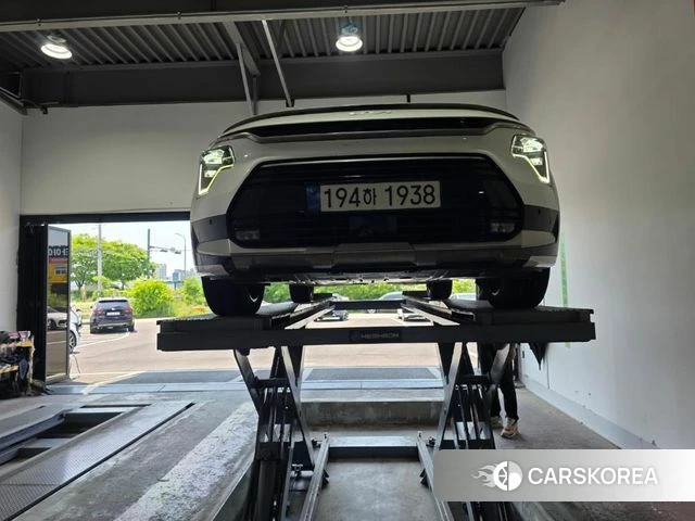 Kia Di Ol Nu Niro 2022 Белый из Кореи