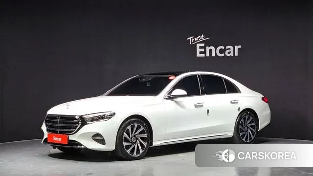 Mercedes-Benz E-Class W214 2025 Белый из Кореи