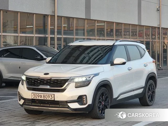 Kia Seltos 2019 Белый из Кореи