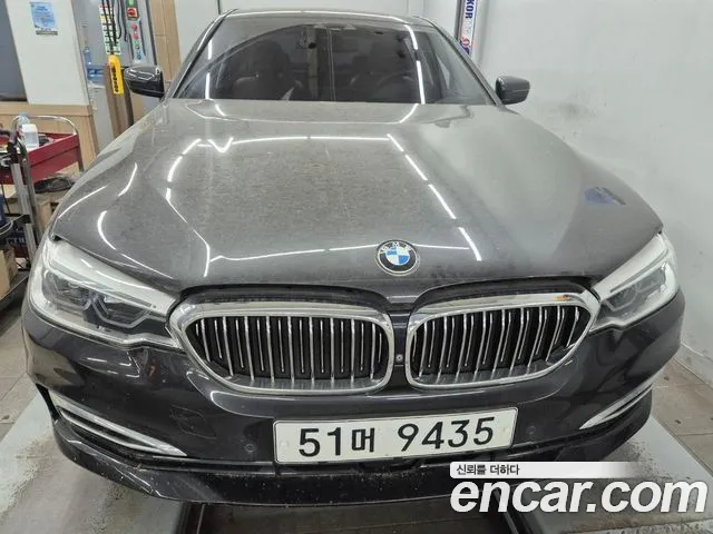 BMW 5 Series (G30) 2018 Серый из Кореи