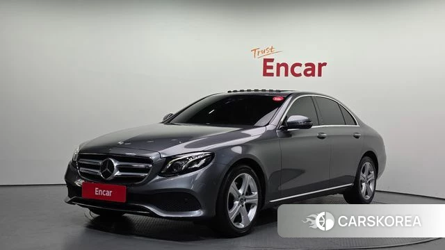 Mercedes-Benz E-Class W213 2018 Серый из Кореи