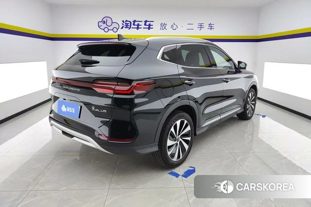 BYD Song PLUS DM 2023 Черный из Китая