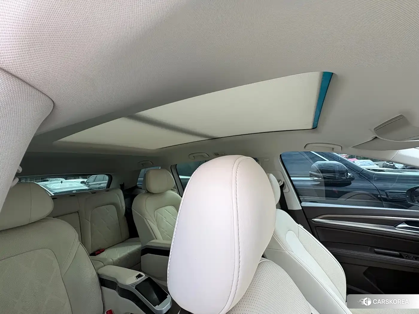 Volkswagen Viloran 2020 Champagne/brown из Китая