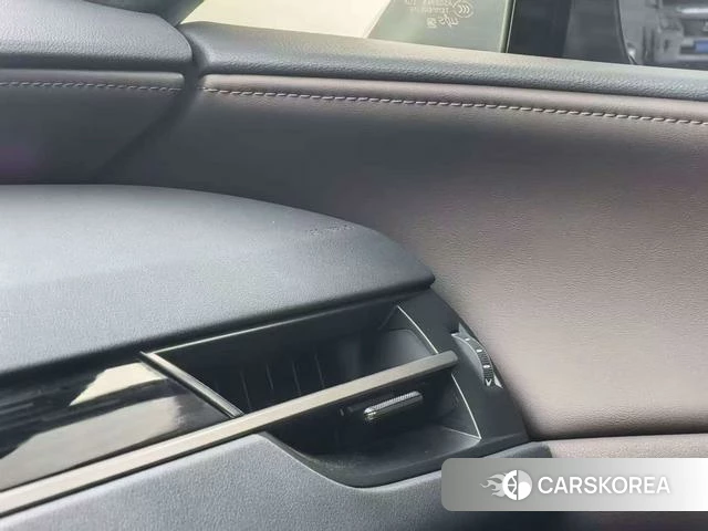 Lexus RX PHEV 2024 Темно-серый из Китая