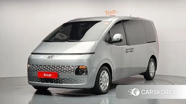 Hyundai Staria 2022 Серебристо-серый из Кореи
