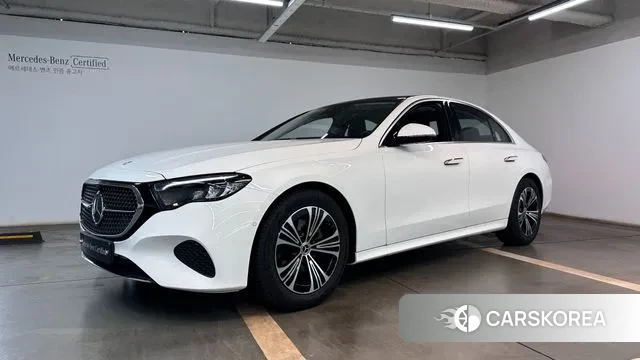 Mercedes-Benz E-Class W214 2024 Белый из Кореи