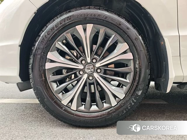 Honda UR-V 2023 Белый из Китая