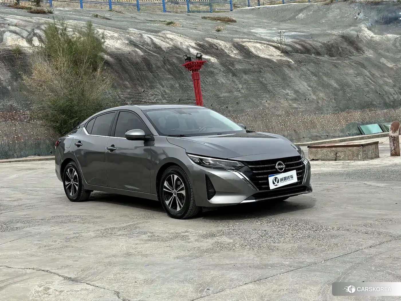 Nissan Sylphy 2024 Silver/gray из Китая