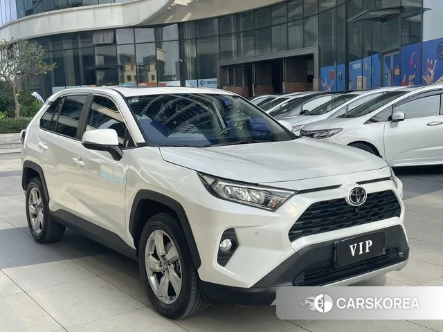 Toyota RAV4 Rongfang 2022 Белый из Китая