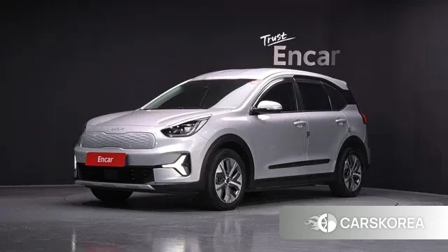Kia Niro Plus 2023 Серебряный из Кореи