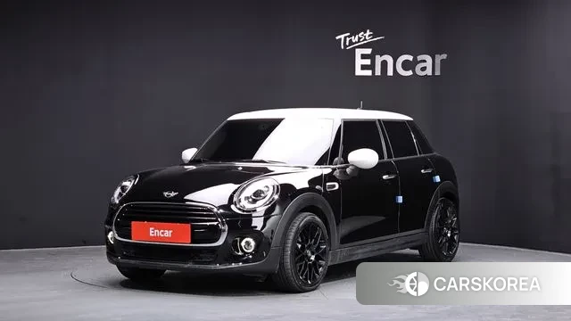 Mini Cooper 2020 Черный из Кореи