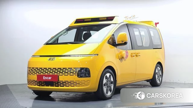 Hyundai Staria 2023 Желтый из Кореи
