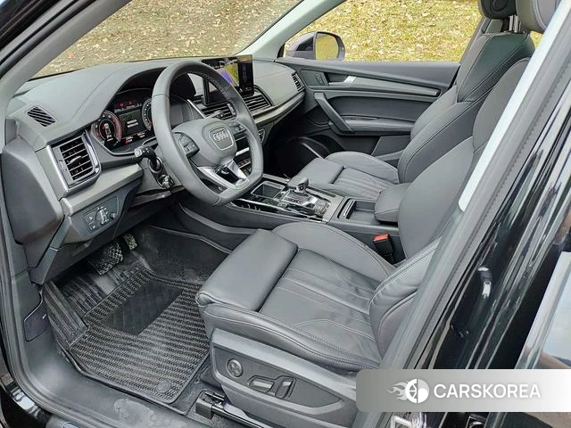 Audi Q5L 2023 Черный из Китая