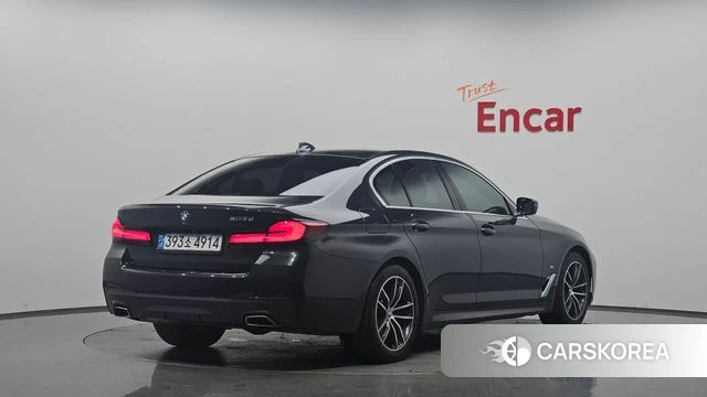 BMW 5 Series (G30) 2021 Серый из Кореи