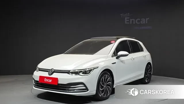 Volkswagen Golf 8th Generation 2024 Белый из Кореи