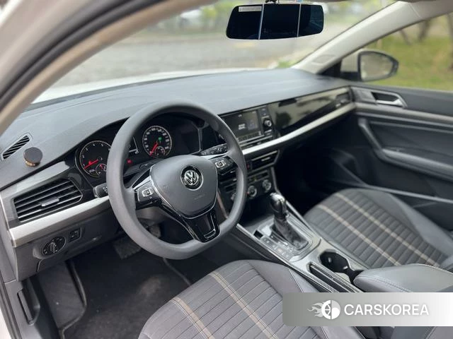 Volkswagen Lavida 2019 Белый из Китая