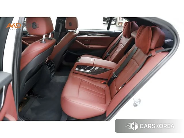 BMW 5 series 2019 Белый из Китая
