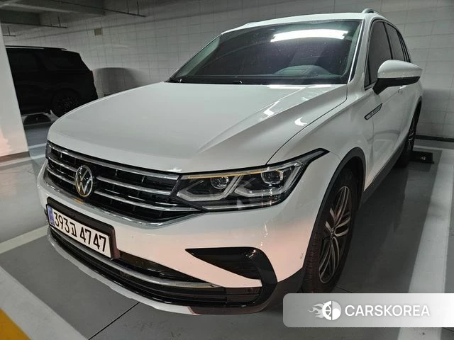 Volkswagen Tiguan second Generation 2024 Белый из Кореи