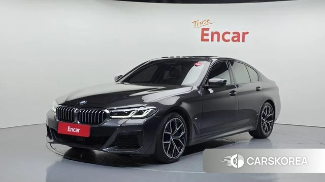 BMW 5 Series (G30) 2023 Серый из Кореи