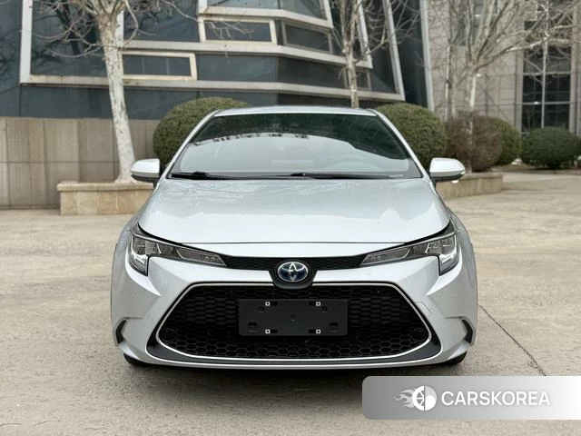 Toyota Lei Ling 2022 Серебристо-серый из Китая