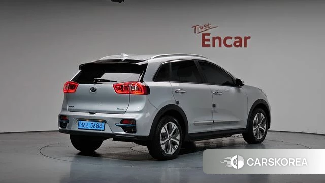 Kia Niro EV 2021 Серебристо-серый из Кореи